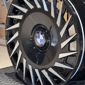 ковані диски BMW 7 G70 I7 R22 New