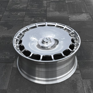 Диски Mercedes S221 W124 R21 (2+2)