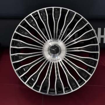Диски Mercedes Maybach S223 R21 (одинакові по кругу)