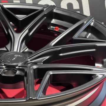 Диски BMW M5 F90 ковані M8 (2+2) R20