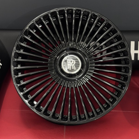 Диски Rolls-Royce Cullinan 23 розмір ковані