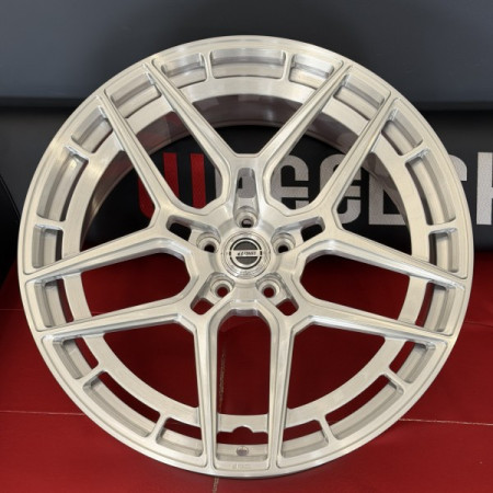 диски BMW X5, X6 G05, G18 R22 G06 ковані