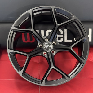 Ковані диски Audi RSQ8 RS6 R22 SQ8