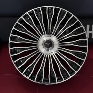 Диски Mercedes Maybach S223 R21 (одинакові по кругу)