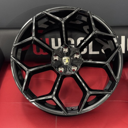 диски Lamborghini Urus 23 розмір ковані (2+2)